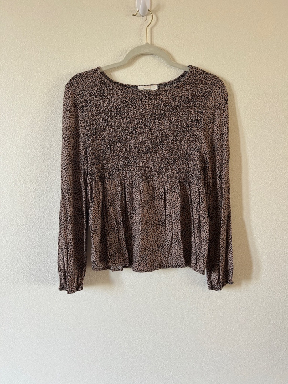 URBAN Romantics Brown Leopard Smocked Peplum Long-Sleeve Top